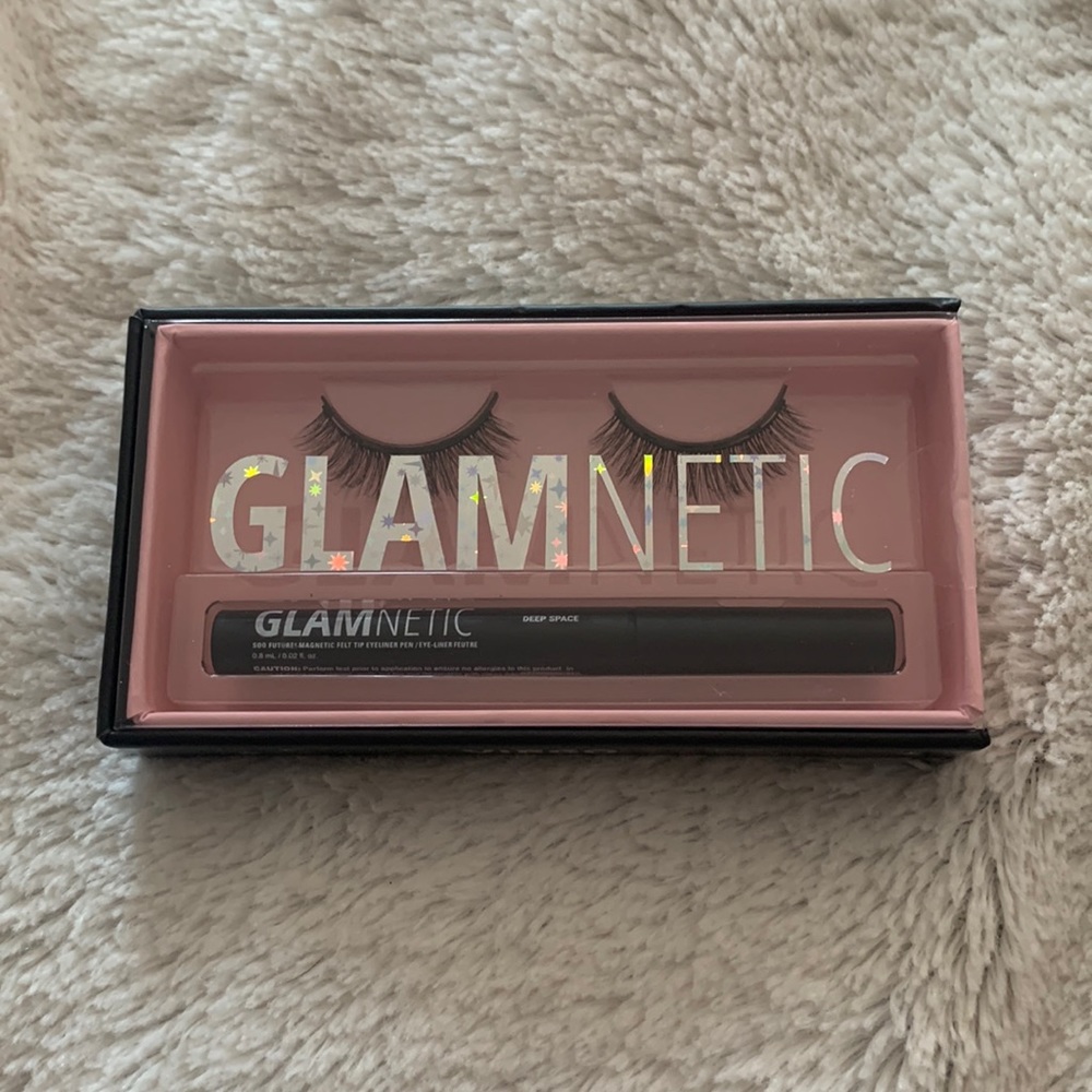 Glamnetic false lashes